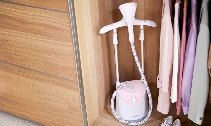 Bàn là cây 1800W Philips GC485/49